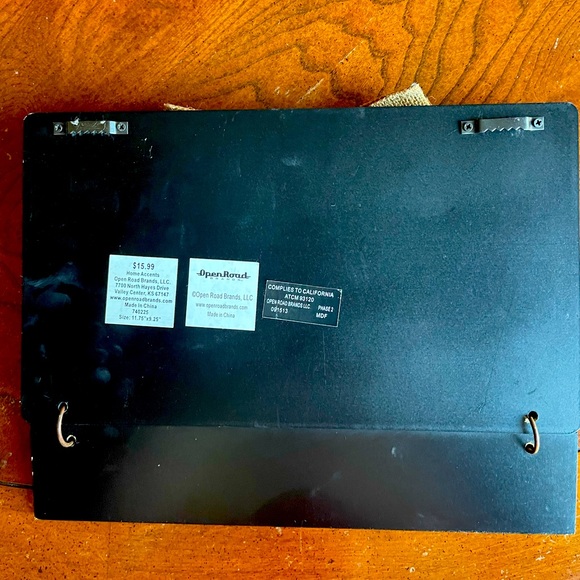 Wooden Laundry Room Sign - Picture 2 of 3